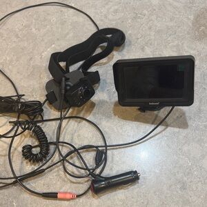 DoHonest Baby Car Camera - attaches to headrest and lighter port
